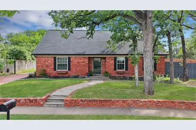 1710 Hilltop Lane, Pantego, TX 76013 - Photo 1