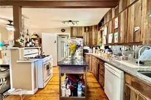701 W Mulberry St, Denton, TX 76201 - Photo 5