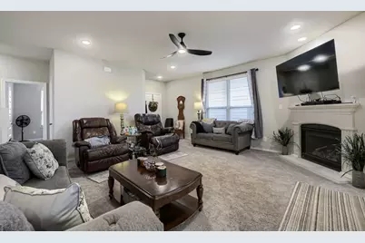 641 Godley, Godley, TX 76044 - Photo 3