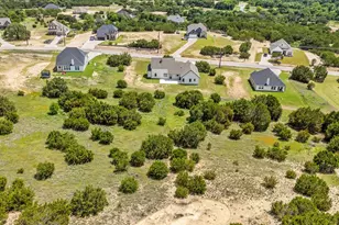 2020 Redemption Dr, Weatherford, TX 76088 - Photo 29