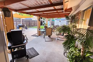 2017 Meadow Glen, Irving, TX 75060 - Photo 19
