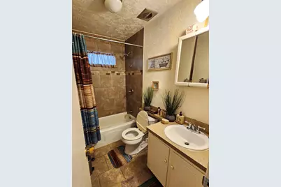 2017 Meadow Glen, Irving, TX 75060 - Photo 13