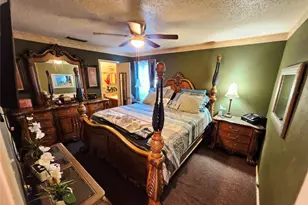 2017 Meadow Glen, Irving, TX 75060 - Photo 9