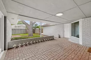 7631 Meadow Rd, Dallas, TX 75230 - Photo 33