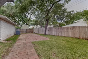 7631 Meadow Rd, Dallas, TX 75230 - Photo 35