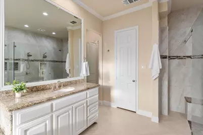 660 Duke Saxony Drive, Lewisville, TX 75056 - Photo 23