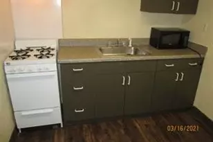 515 W Collins St, Denton, TX 76201 - Photo 13