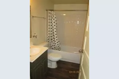 515 W Collins Street, Denton, TX 76201 - Photo 9