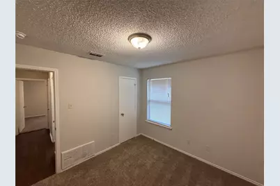 221 Arnold Street, Crowley, TX 76036 - Photo 9