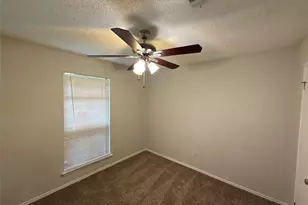 221 Arnold St, Crowley, TX 76036 - Photo 11