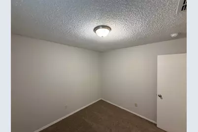 221 Arnold Street, Crowley, TX 76036 - Photo 7