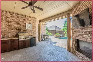 8108 Oak Knoll Dr, North Richland Hills, TX 76182 - Photo 5
