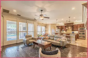 8108 Oak Knoll Dr, North Richland Hills, TX 76182 - Photo 15