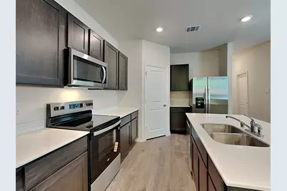 422 Tall Cedar Way, Princeton, TX 75407 - Photo 3