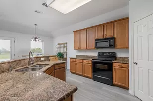 333 Country Manor Ln, Royse City, TX 75189 - Photo 9