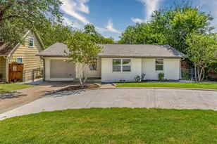 707 S College St, McKinney, TX 75069 - Photo 1