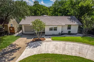 707 S College St, McKinney, TX 75069 - Photo 33
