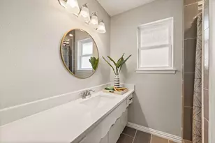 652 Oak Dr, Hurst, TX 76053 - Photo 25