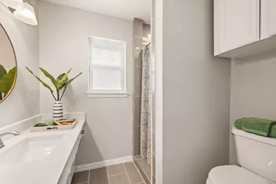 652 Oak Drive, Hurst, TX 76053 - Photo 5