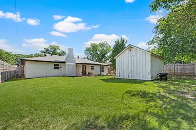 652 Oak Drive, Hurst, TX 76053 - Photo 35