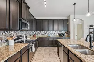9141 Cranston Ct, Providence Village, TX 76227 - Photo 9