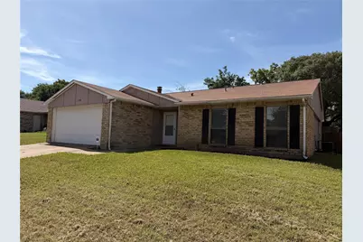 6610 Greenspring Drive, Arlington, TX 76016 - Photo 3