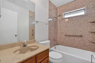 6228 Fernwood Dr, Arlington, TX 76001 - Photo 11