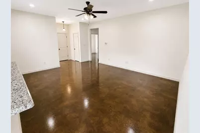 5402 Arrowhead Drive, Granbury, TX 76048 - Photo 3