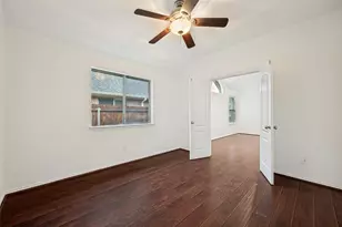 2100 Scott Creek Dr, Little Elm, TX 75068 - Photo 15