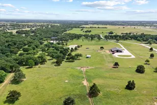 10701 Osburn Rd, Pilot Point, TX 76258 - Photo 31