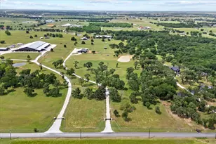 10701 Osburn Rd, Pilot Point, TX 76258 - Photo 35