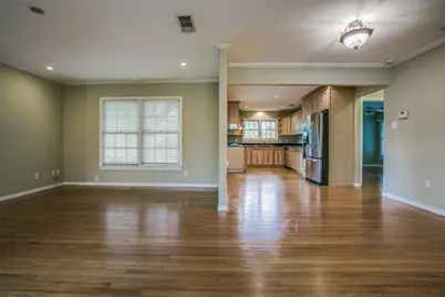 6137 Sudbury Drive, Dallas, TX 75214 - Photo 9