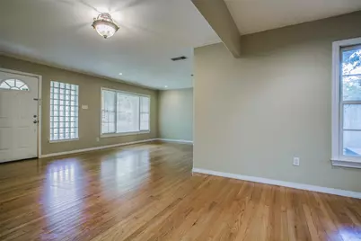 6137 Sudbury Drive, Dallas, TX 75214 - Photo 13