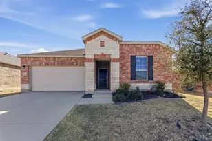 1520 Waggoner Dr, Aubrey, TX 76227 - Photo 1