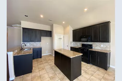 7504 Innisbrook Lane, Fort Worth, TX 76179 - Photo 5