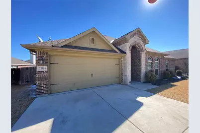 7504 Innisbrook Lane, Fort Worth, TX 76179 - Photo 3