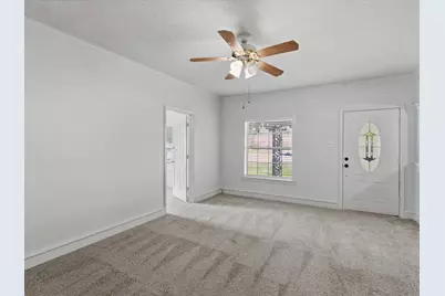 1338 Pleasant Drive, Dallas, TX 75217 - Photo 7