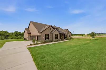 903 Perrin Lane, Van Alstyne, TX 75495 - Photo 3