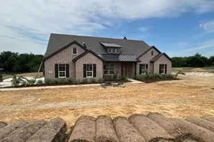 903 Perrin Ln, Van Alstyne, TX 75495 - Photo 1