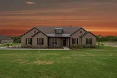 903 Perrin Lane, Van Alstyne, TX 75495 - Photo 1