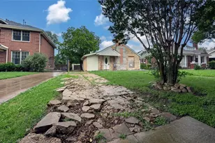 2718 South Blvd, Dallas, TX 75215 - Photo 3