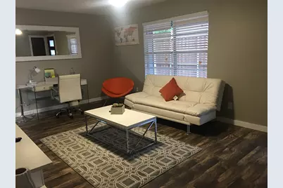 600 N East Street, Arlington, TX 76011 - Photo 3