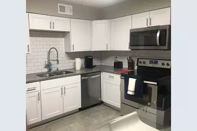 600 N East Street, Arlington, TX 76011 - Photo 5