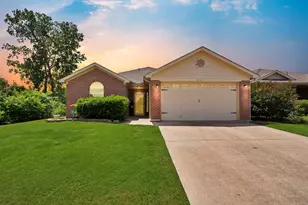2725 Ensenada Ln, Fort Worth, TX 76108 - Photo 1