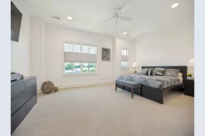 732 W 7th Street, Dallas, TX 75208 - Photo 11