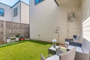 732 West 7th Street, Dallas, TX 75208 - Photo 23