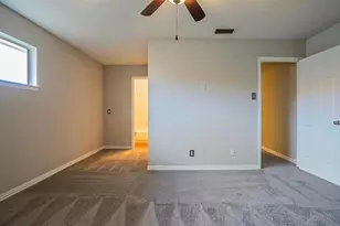 735 Valiant Cir, Garland, TX 75043 - Photo 15