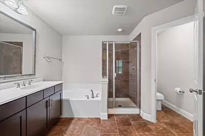 424 Hunt Drive, Lewisville, TX 75067 - Photo 15