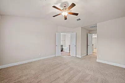 424 Hunt Drive, Lewisville, TX 75067 - Photo 11