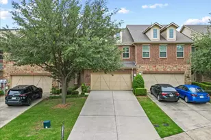 424 Hunt Dr, Lewisville, TX 75067 - Photo 3